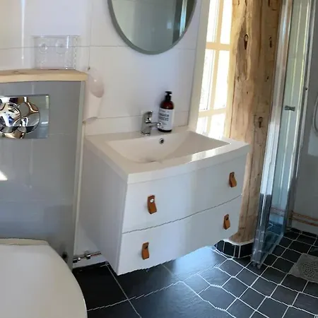 Minihus Med Drommeutsikt Til Sunnmorsalpene * Aure (Sykkylven)